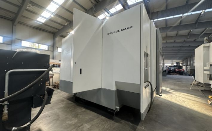 Deckel Maho DMU-100P-DUOBOCK 1 (2008) — 5 Axis VMC